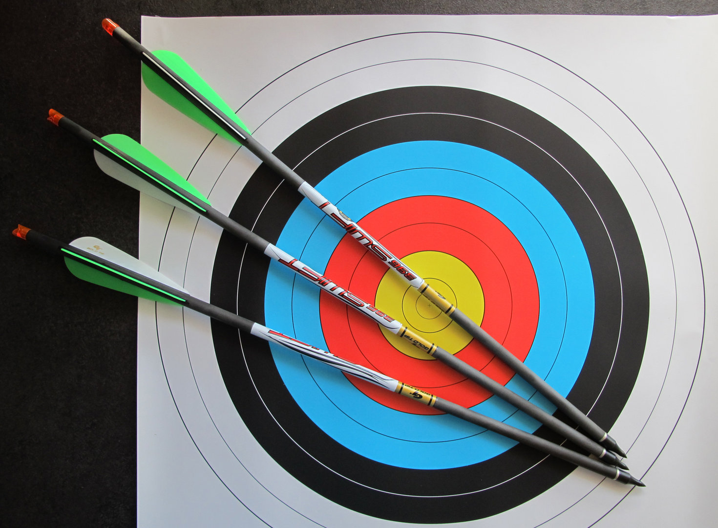 IMG_0063 GOLDTIP Swift / Laser II Carbonbolzen 18 Zoll